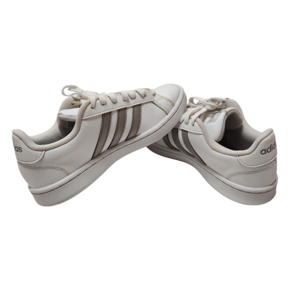 Adidas Cloudfoam Sneakers - White & Gray - Women’s Size 6.5 - Picture 16 of 16